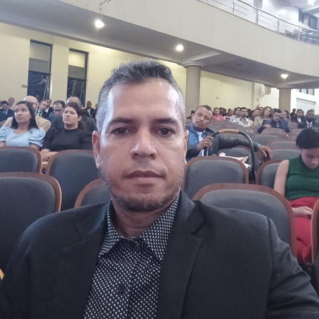 Jean Alves, corretor de imóveis em Abadia de Goiás